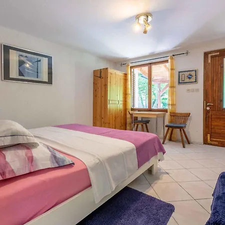 89 Apartmán